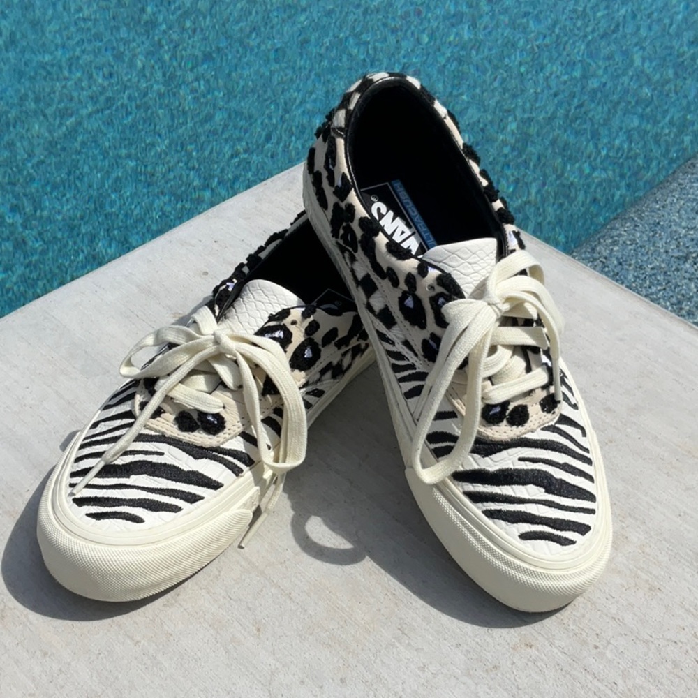 VANS Safari Edition Size 9